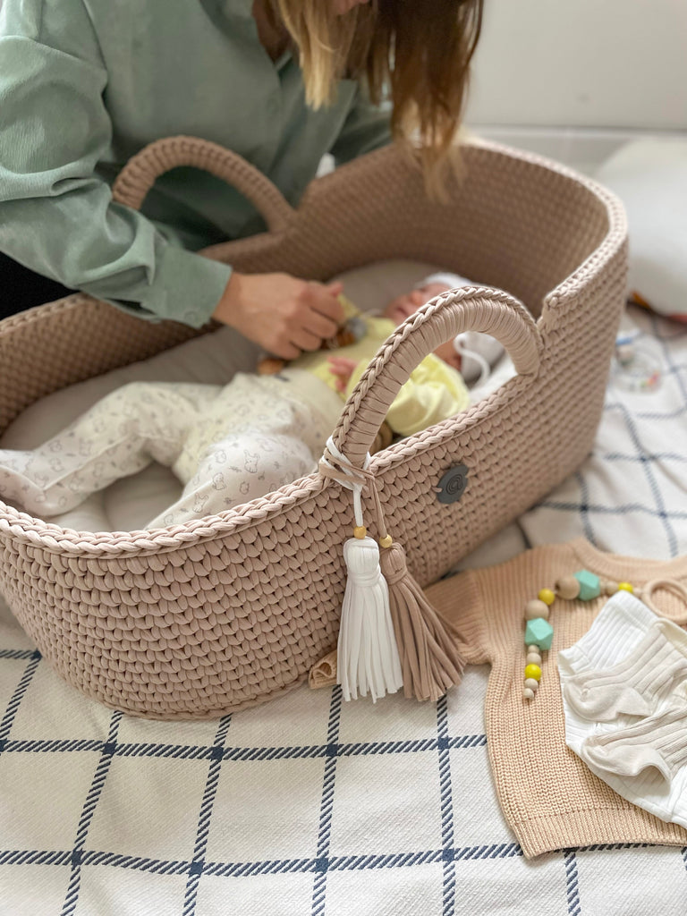 big beige moses basket with lounger by Anzy Home