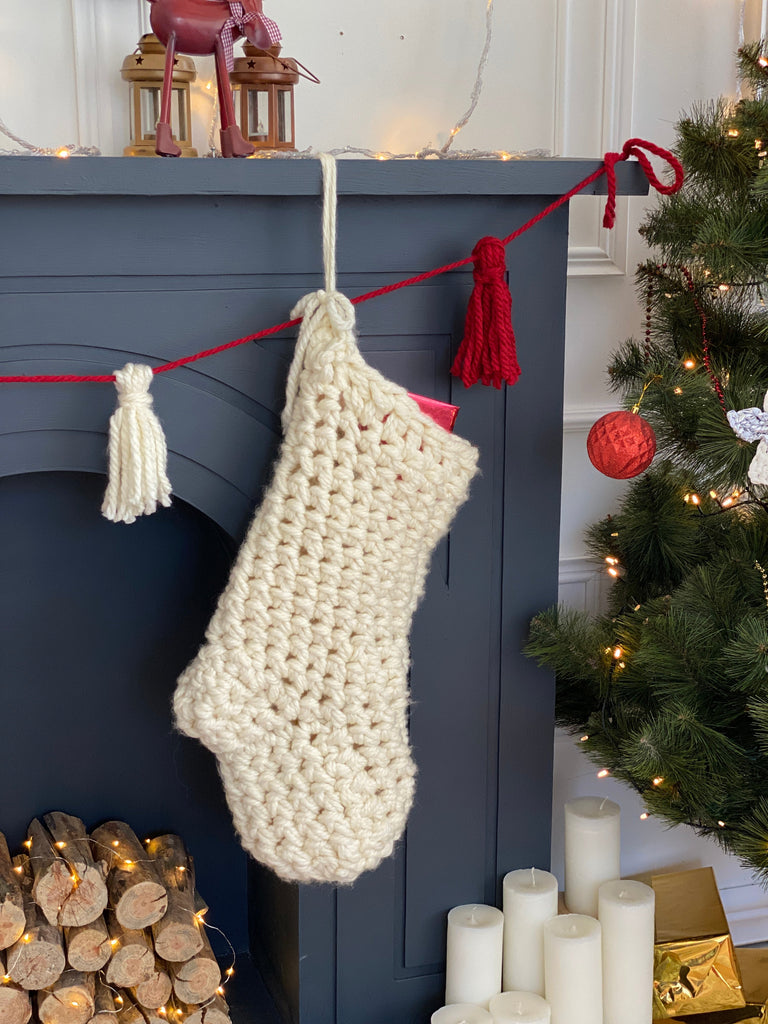 Christmas mantle stocking large chunky knit