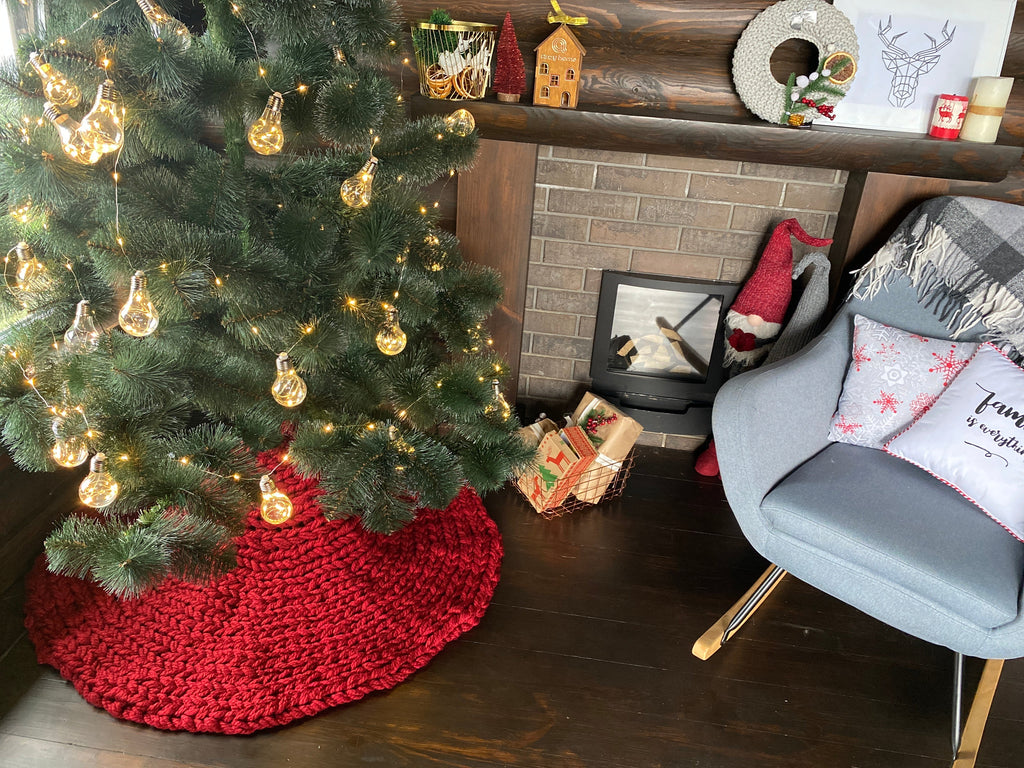 Farmhouse Red knitted Christmas tree skirt