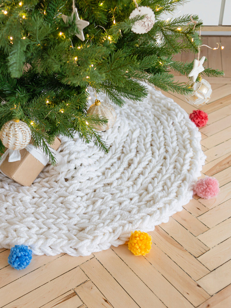 White Christmas tree skirt with colorful pompoms